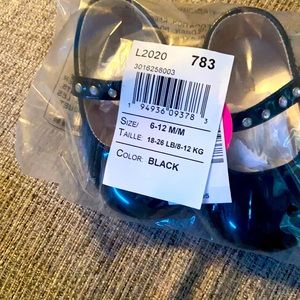 Patent leather shoes